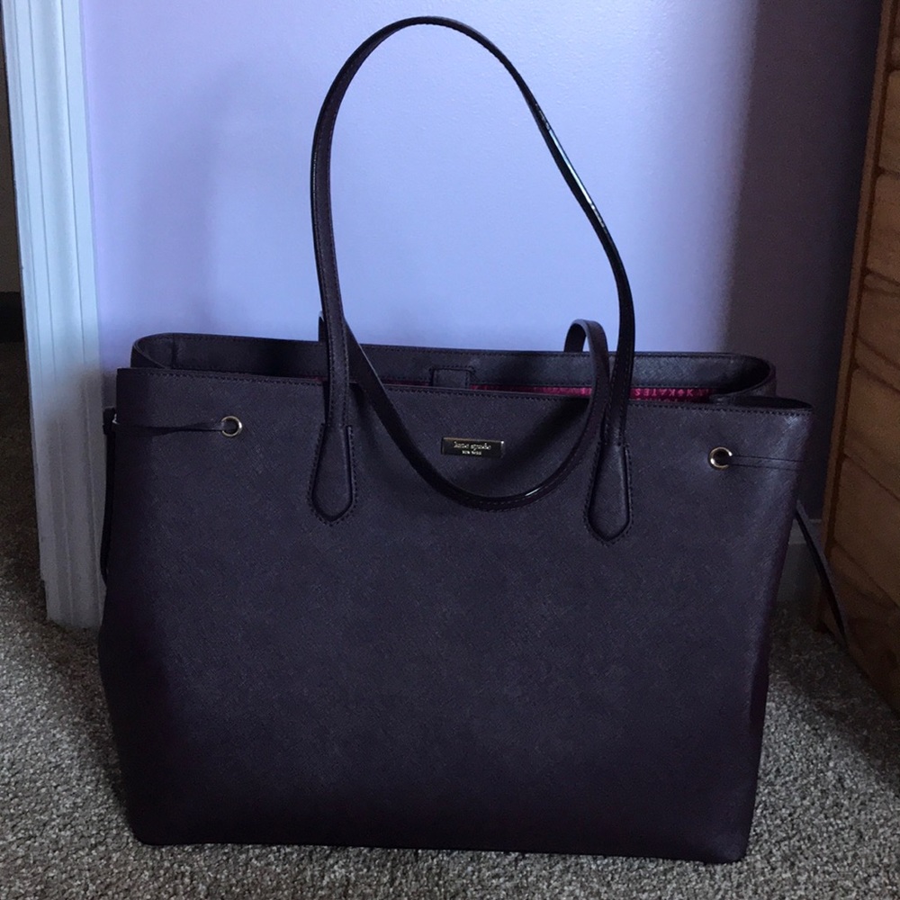 Kate Spade tote bag. - Picture 1 of 7